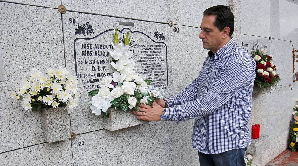 Día de Difuntos en el cementerio de San Mauro
