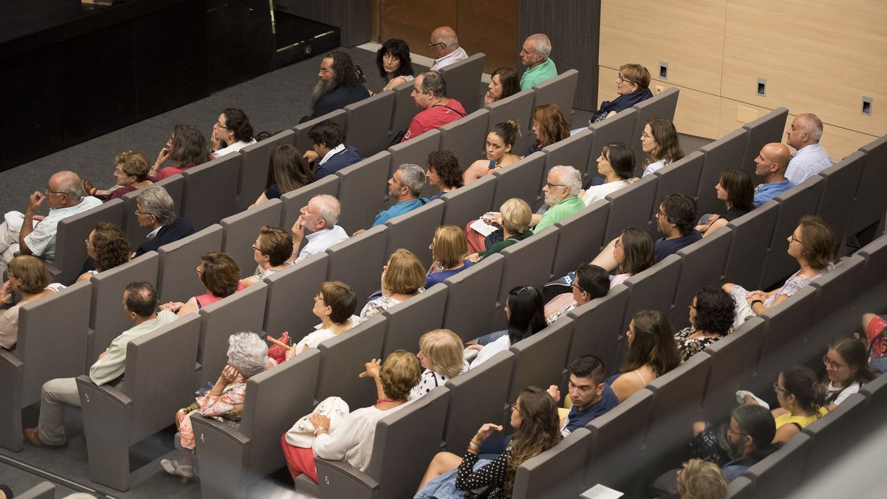 «Cranios privilexiados, ou critica da razón perralleira», con Mofa e Befa