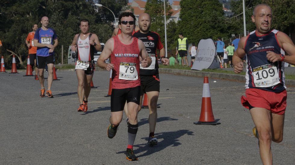 III Carrera pedestre popular Ruta dos en parque de Acea da Ama en Culleredo