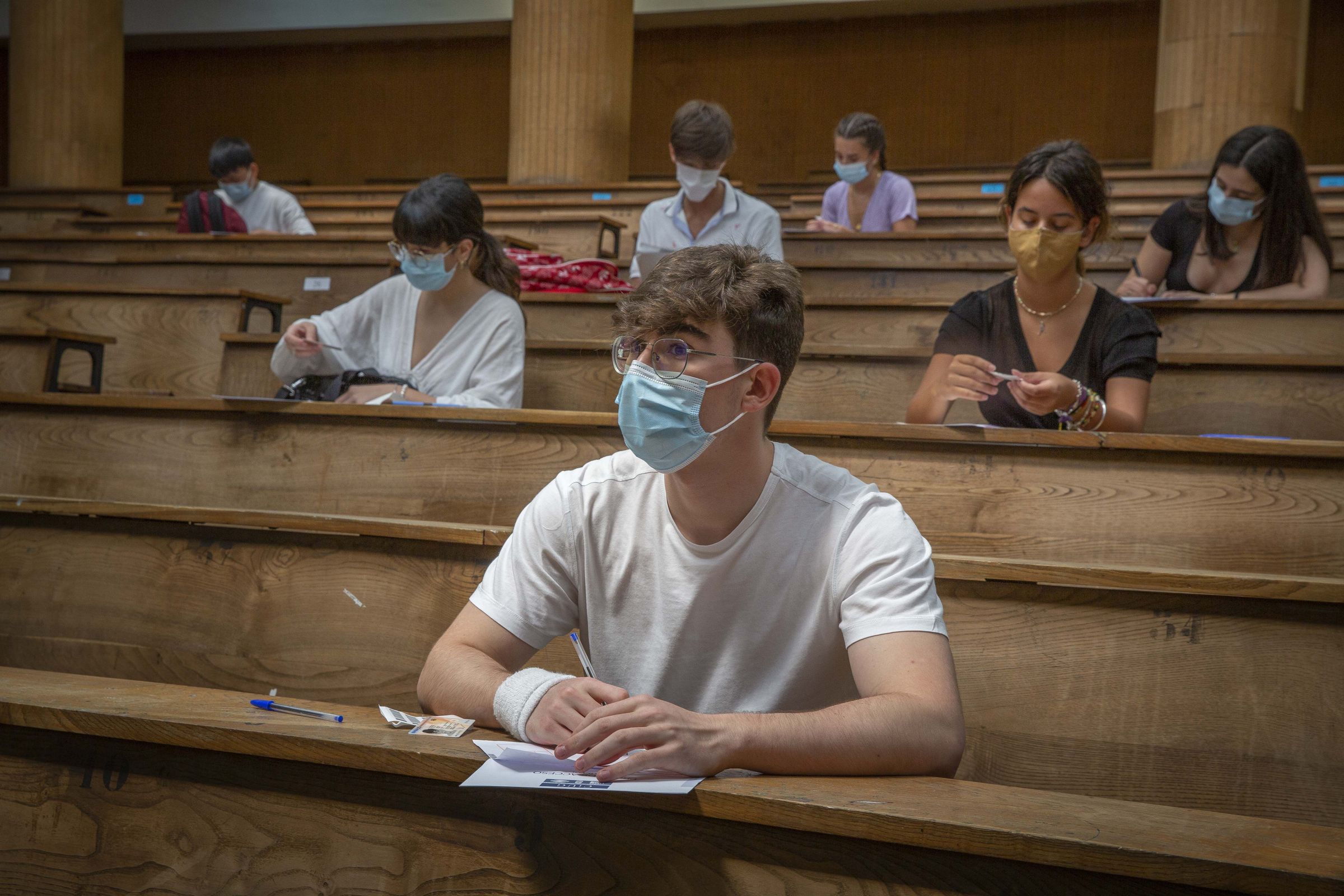 Estudantes no �ltimo d�a da ABAU. 10/6/21