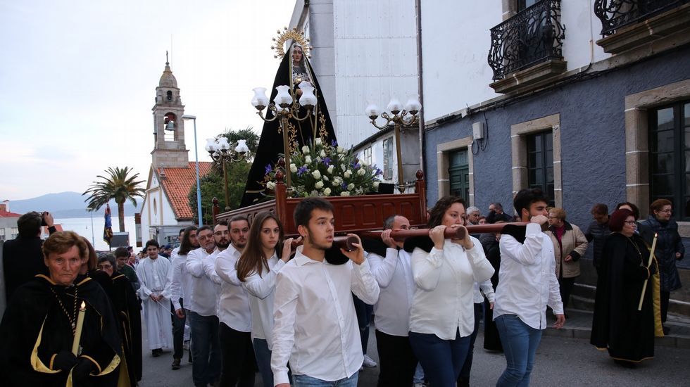 Procesión de Viernes de Dolores en Corme