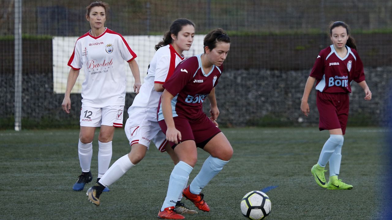 Primera torneo Vila de Noia de Fútbol femenino. Partido entre Noia y EFM Boiro