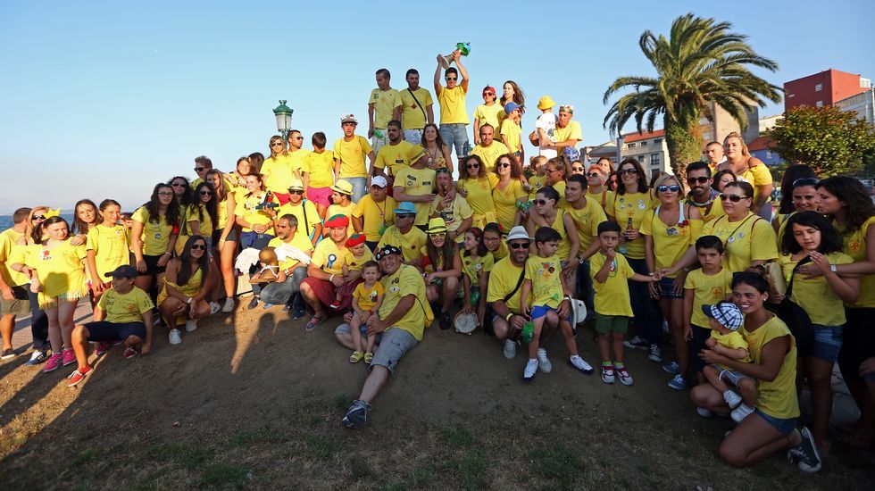 Desfile de peñas da Festa da Dorna 2016