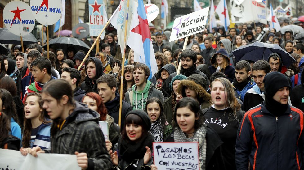 Cientos de paraguas en las inmediaciones de la catedral
