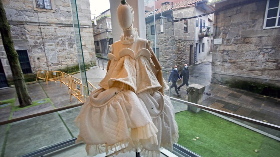 Exposición Debut de los alumnos de Esdemga en el Museo de Pontevedra