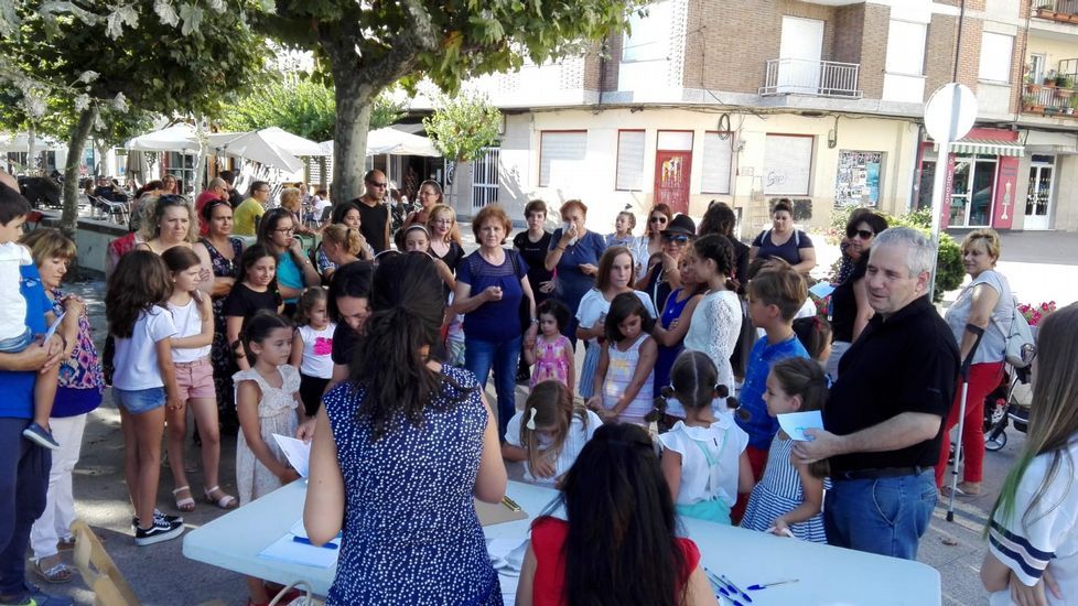 Cerca de 50 niños participaron en las pruebas para desfilar para el CCA de O Barco