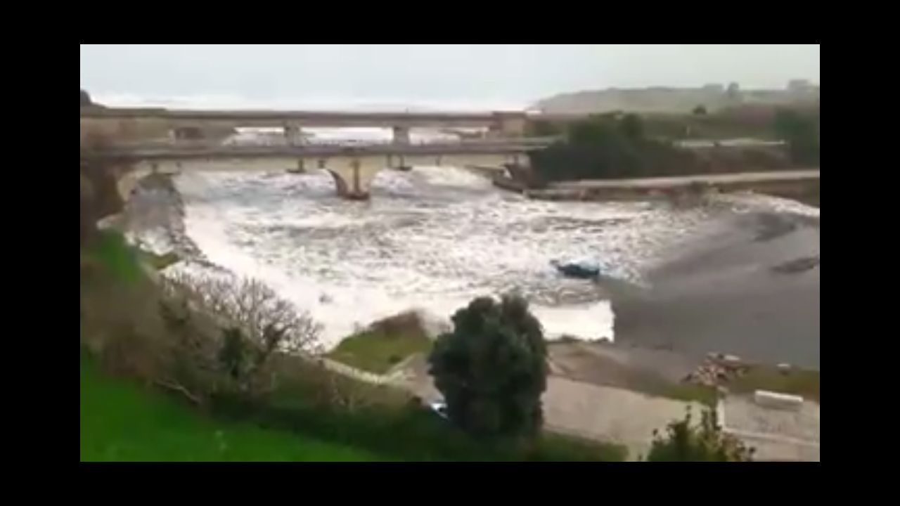 A onda efecto tsunami en Fazouro