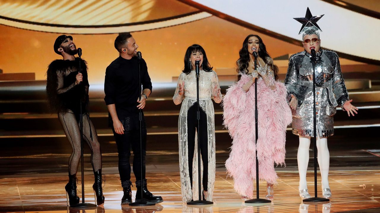 Netta Barzilai, de Israel.Conchita Wurst, Måns Zelmerlöw, Gali Atari, Eleni Foureira y Verka Serduchka, invitados en la gran final de Eurovisión