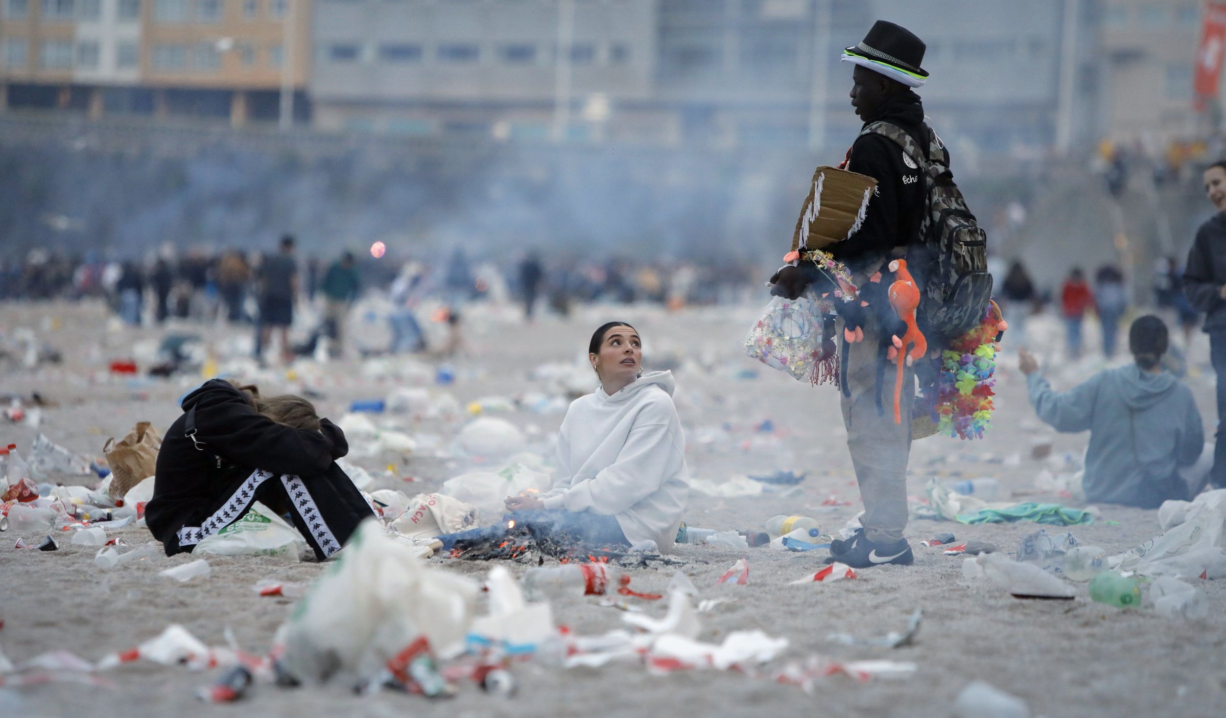 Amencer na praia do Orzn despois da noite de San Xoan. 24/06/2024