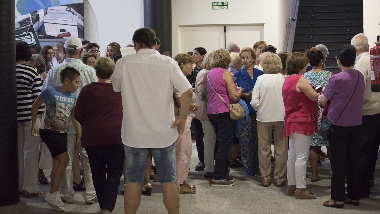 «Cranios privilexiados, ou critica da razón perralleira», con Mofa e Befa