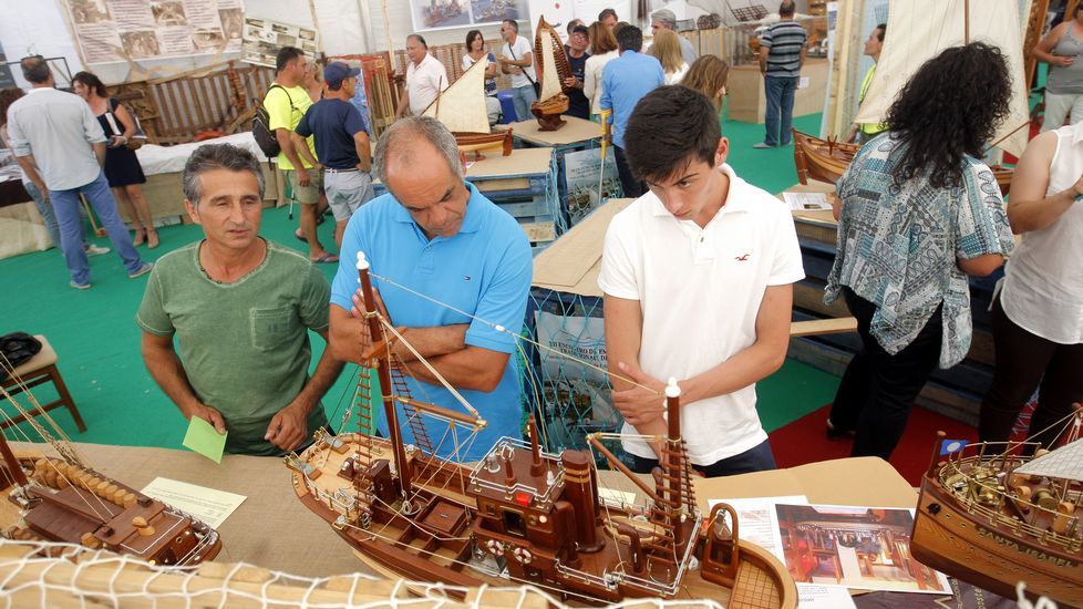 Encontro de embarcacions tradicionais en cabo de Cruz.1º dia