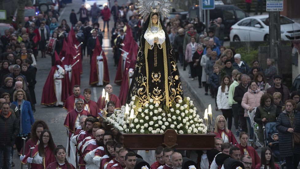 Procesión de Viernes de Dolores en Fisterra