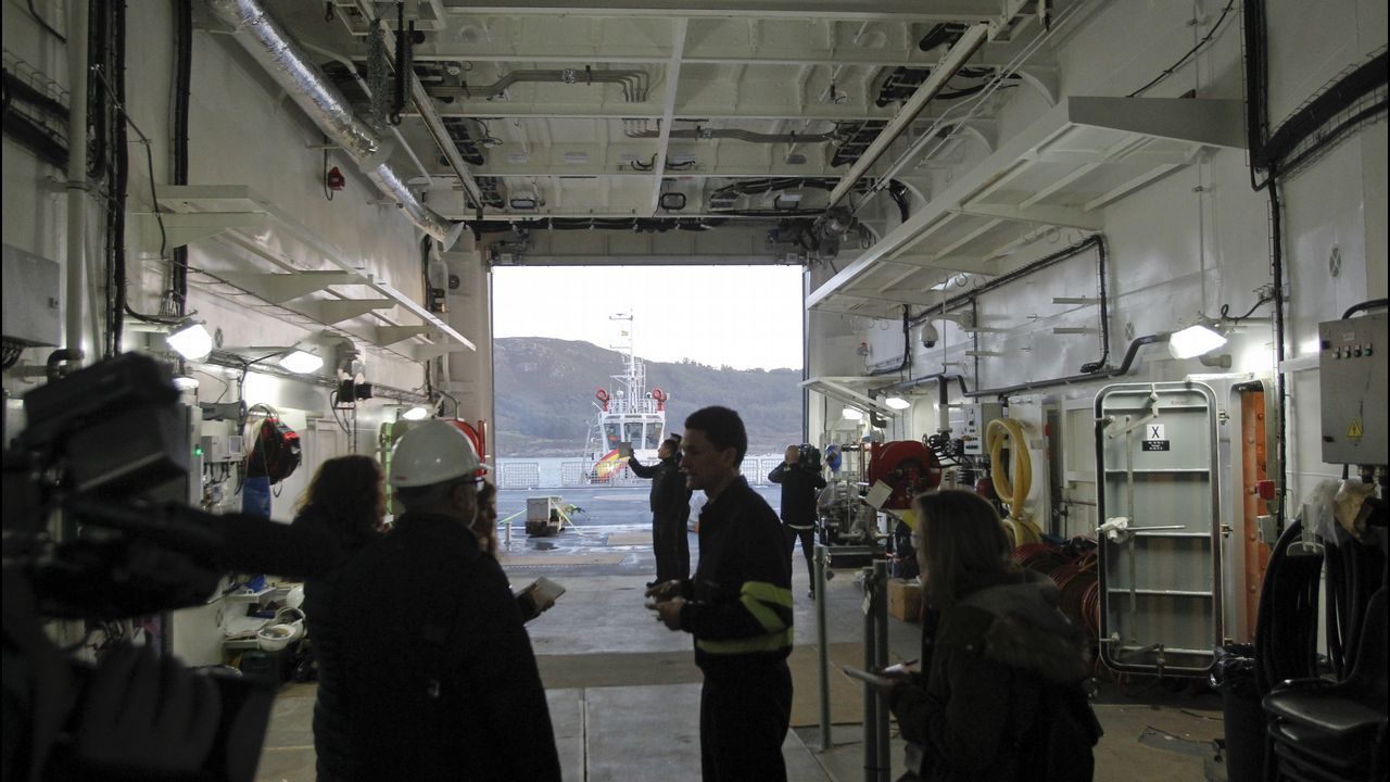 Las pruebas del «Furor» comenzaron a primera hora de esta mañana; en el barco viajan 87 personas