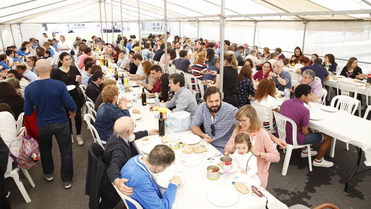 JORNADA DE FAMILIAS EN AMICOS. COMIDA