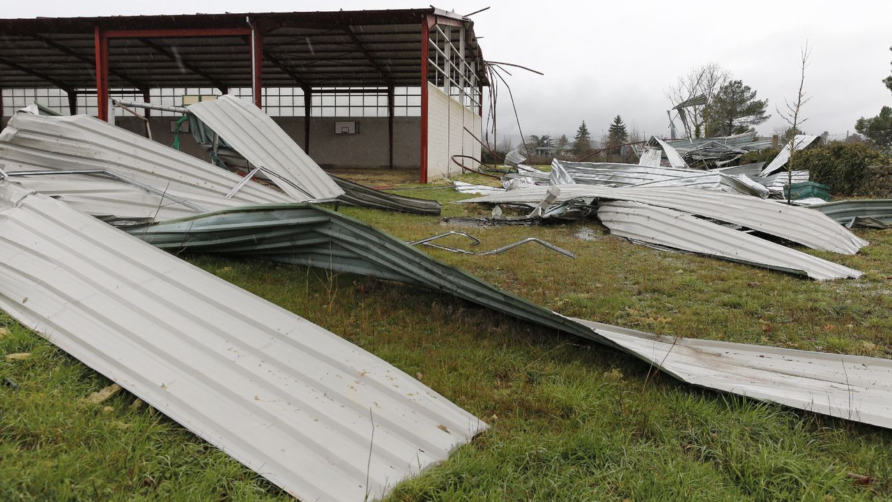 ASÍ HA CASTIGADO EL TEMPORAL A OURENSE.Las comarcas de A Limia y de Verín han sufrido daños en el campo y en edificaciones