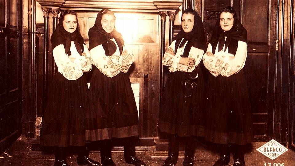 Disfrazadas de rusas