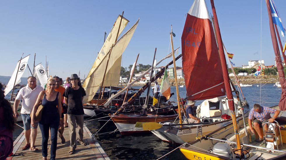 Encontro de embarcacions tradicionais en cabo de Cruz.1º dia
