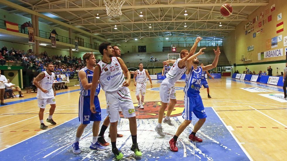 BALONCESTO MARÍN PEIXE GALEGO CONTRA PALMA AIR EUROPA