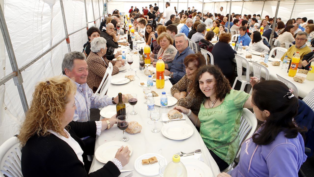 JORNADA DE FAMILIAS EN AMICOS. COMIDA