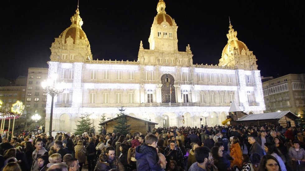 Alumbrado navideño en A Coruña: plaza de María Pita