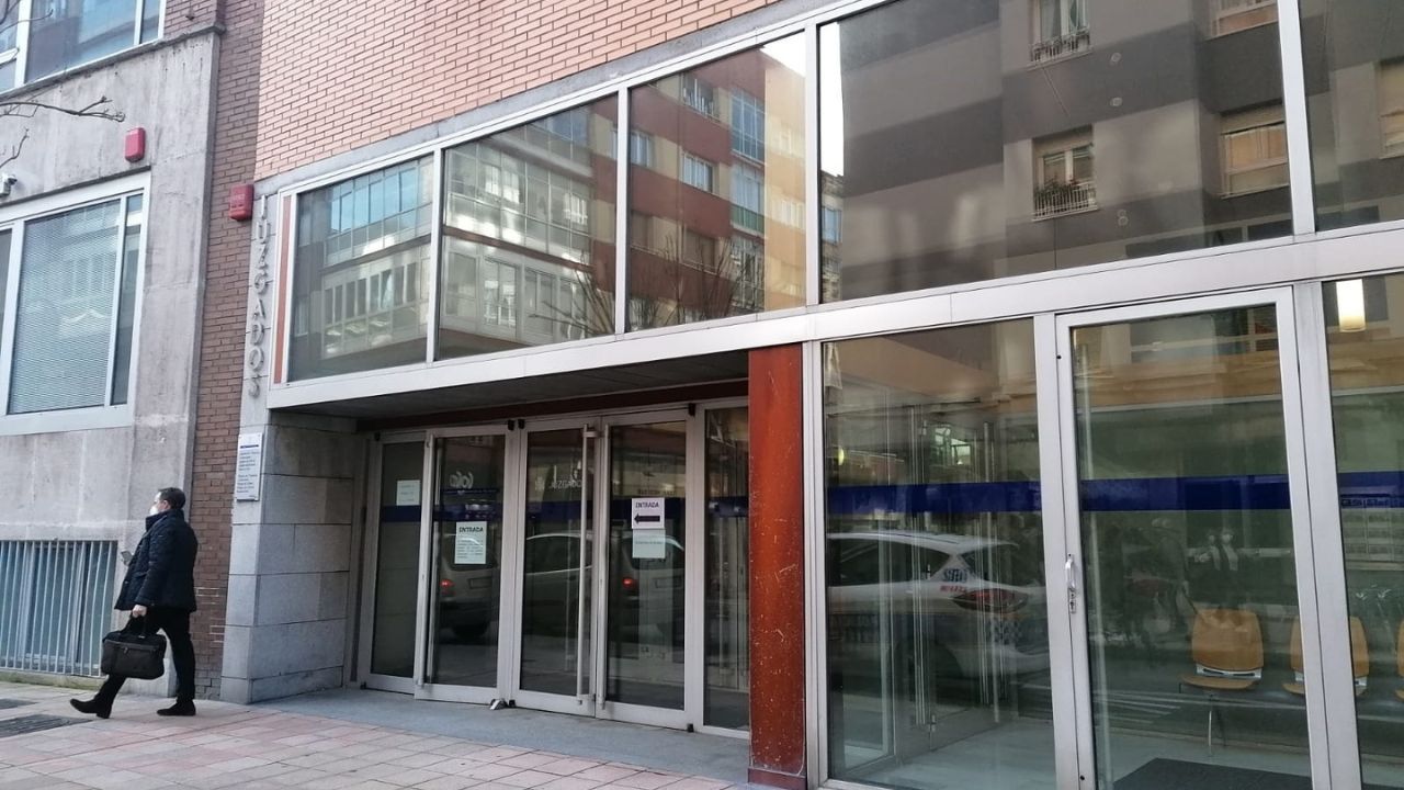 Juzgados de Avil�s. Polic�a Local de Avil�s