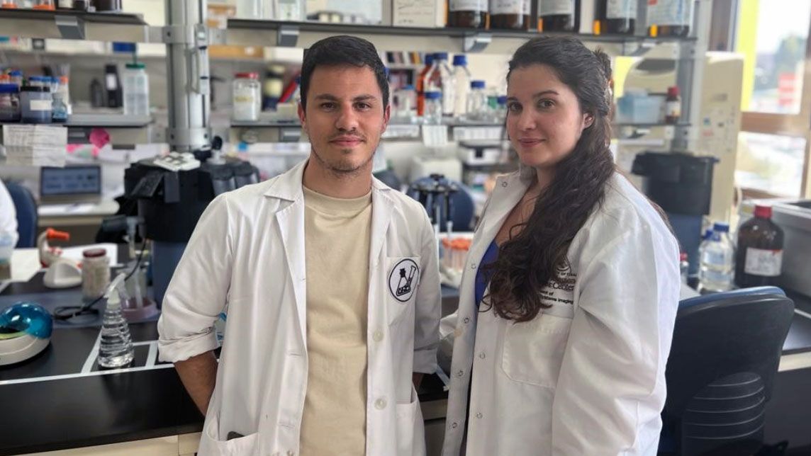 Una incisi�n de 8 cent�metros y una recuperaci�n r�pida: as� es el primer trasplante de pulmones robotizado.Sergio Alc�n Rodr�guez y Alba Mor�n �lvarez