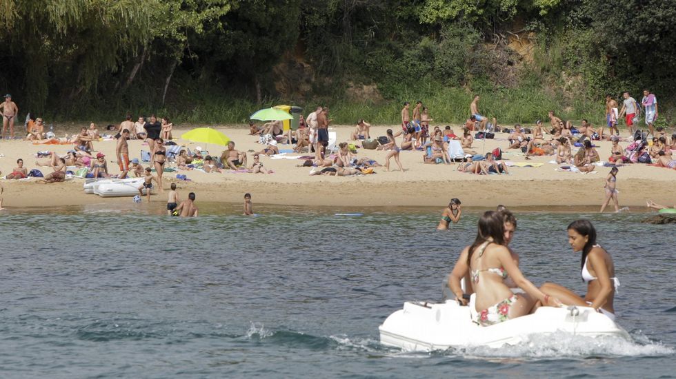 Oleiros. Playa de Espiñeiro