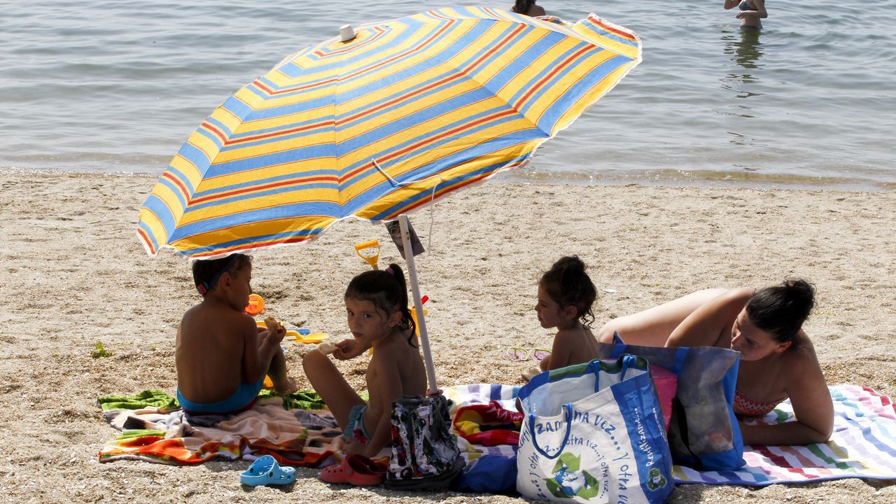 Bañistas en Arousa