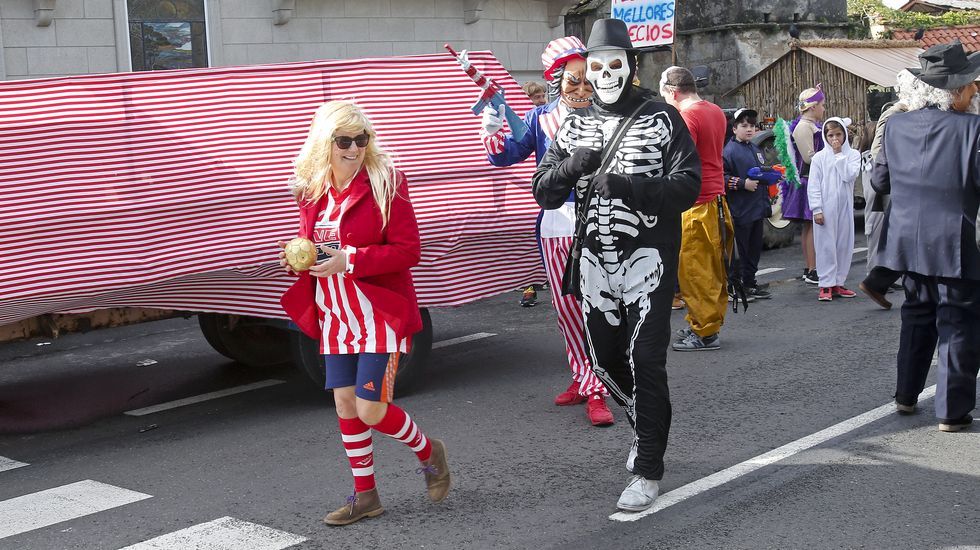 Desfile del Momo de Vilanova de Arousa
