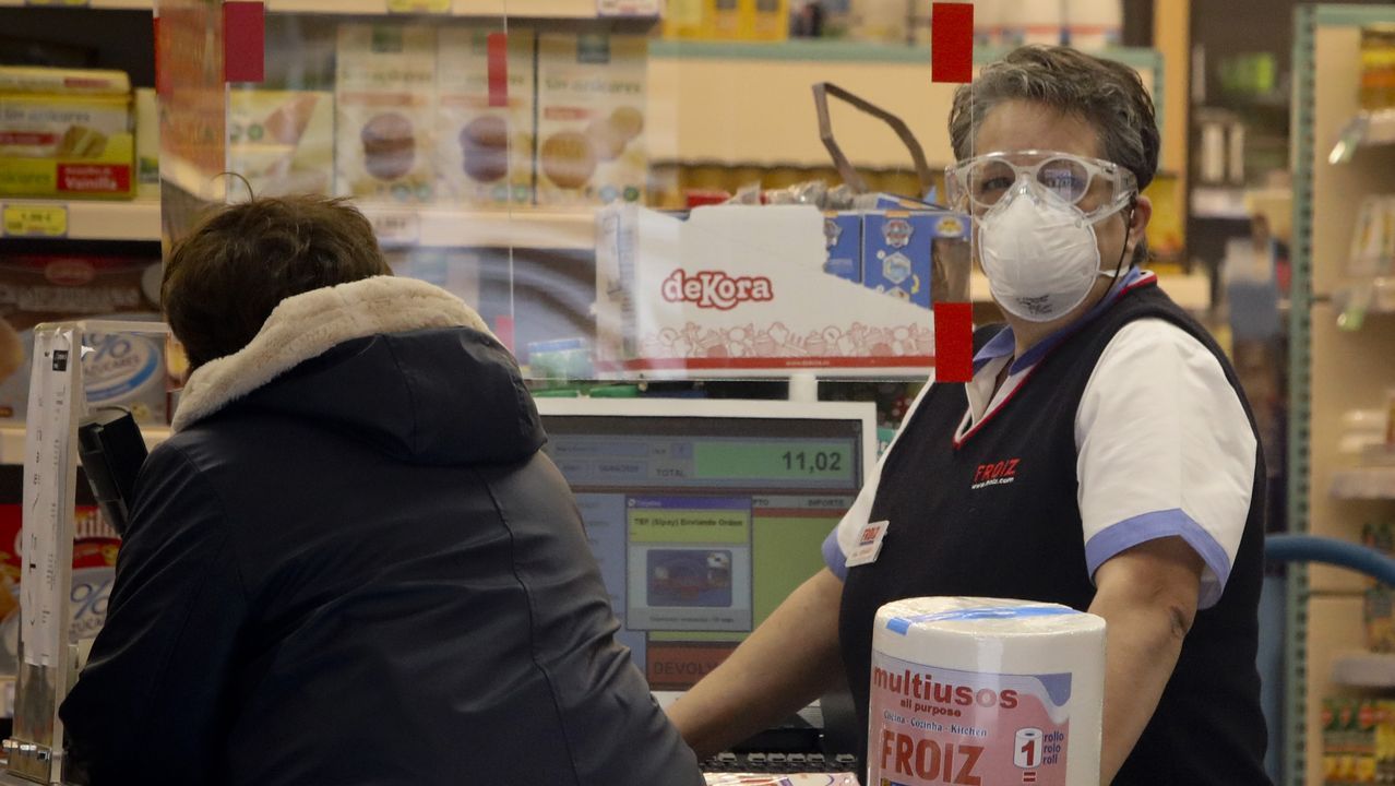 Mascarillas en los supermercados de Santiago