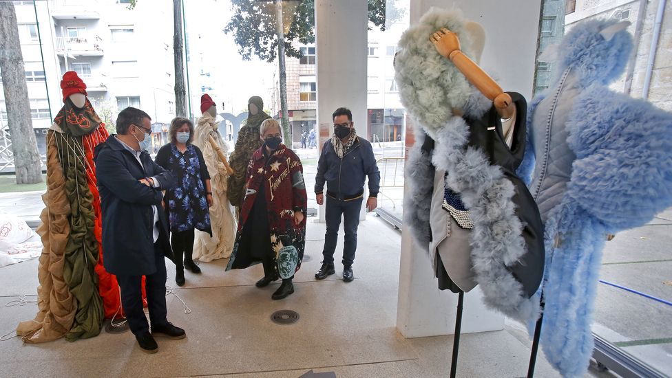 Exposición Debut de los alumnos de Esdemga en el Museo de Pontevedra