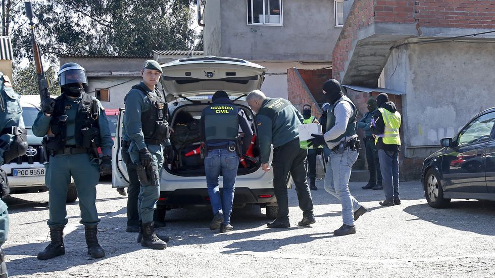 Operación antidroga de la Guardia Civil en el poblado del Vao