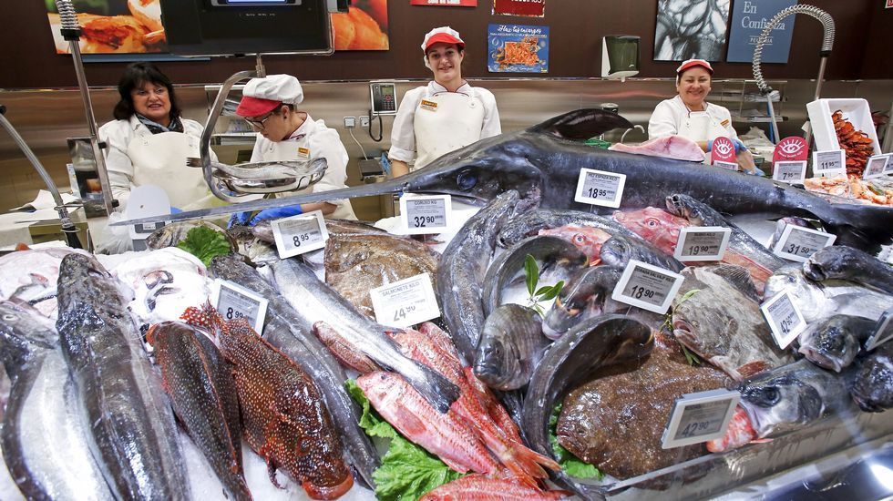 Supermercado Gadis en la calle Oliva