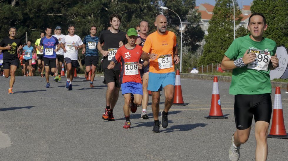 III Carrera pedestre popular Ruta dos en parque de Acea da Ama en Culleredo