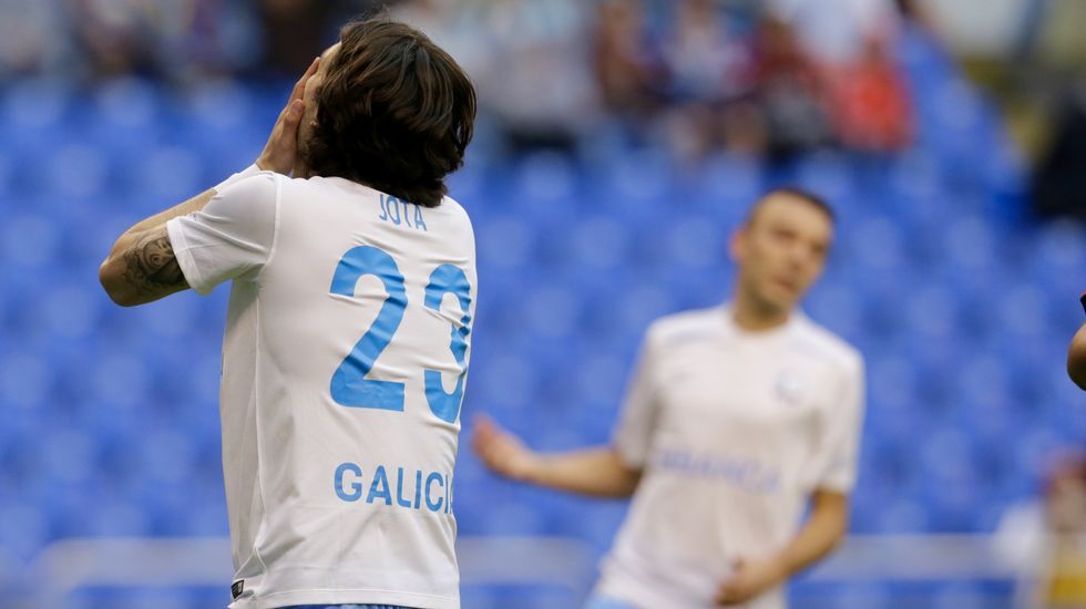 Foto de formación del Galicia-Venezuela del 2016 en el que coincidieron Denis, Sergio, Aspas y Hugo Mallo