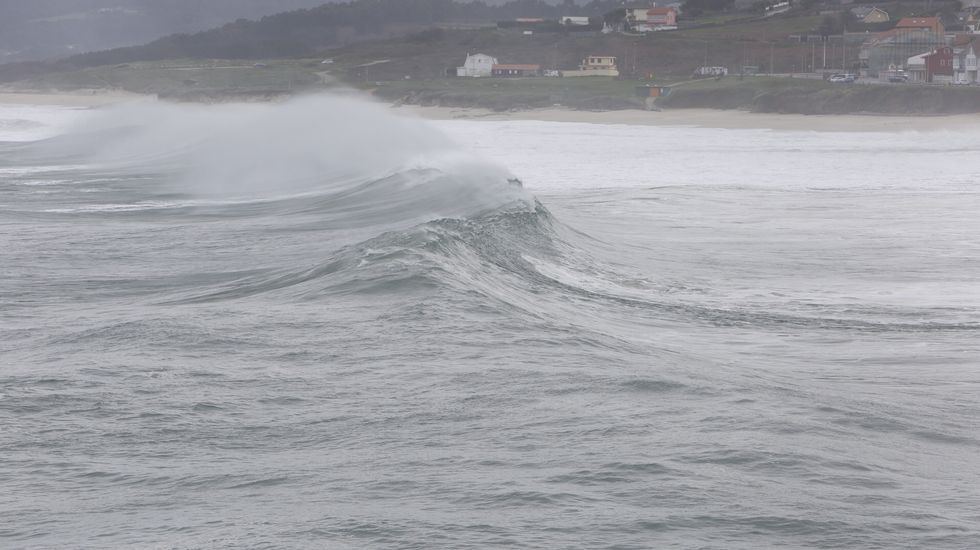 Fuerte oleaje en la costa gallega