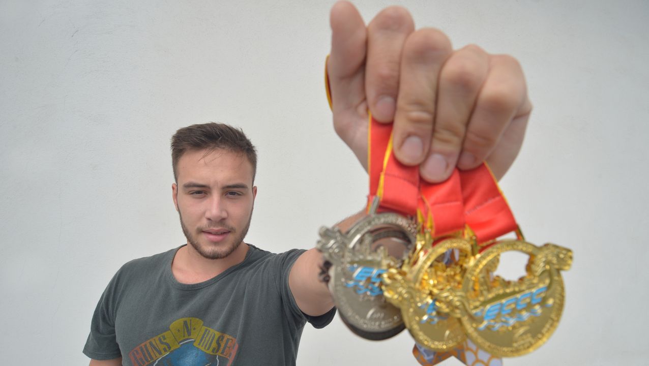 RESUMEN DEL AÑO 2019.Boiro contó con nuevas medallas en barco dragón