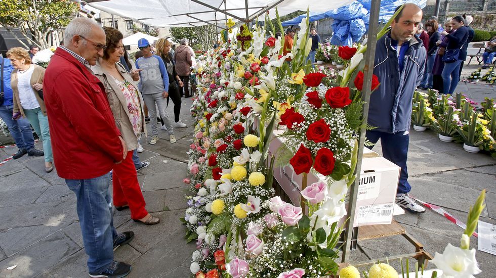 Mercado de flores para Todos los Santos