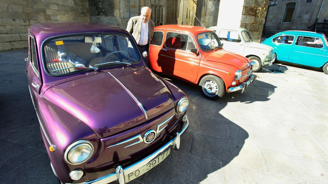 Concentración de SEAT 600 en Lugo enel 2016.