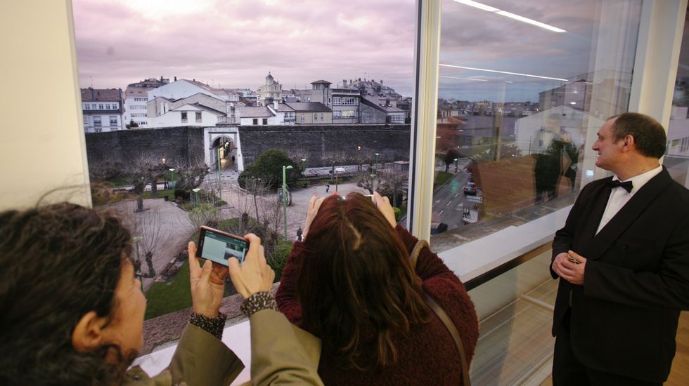 Las vistas desde la cafetería de la Muralla son espectaculares