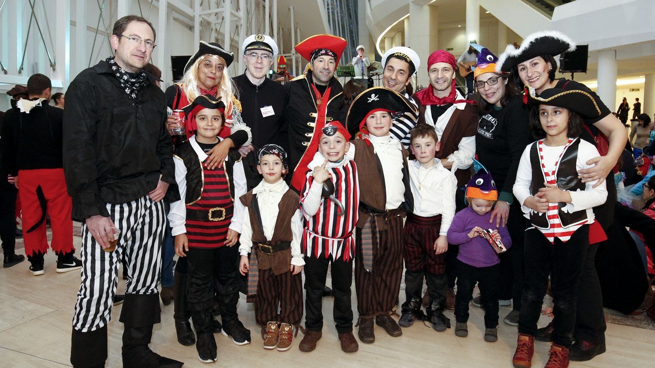 Fiesta de disfraces en la Cidade da Cultura