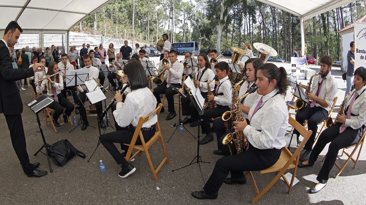 Fiestas en San Roquiño misa y procesión en honor a San Miguel