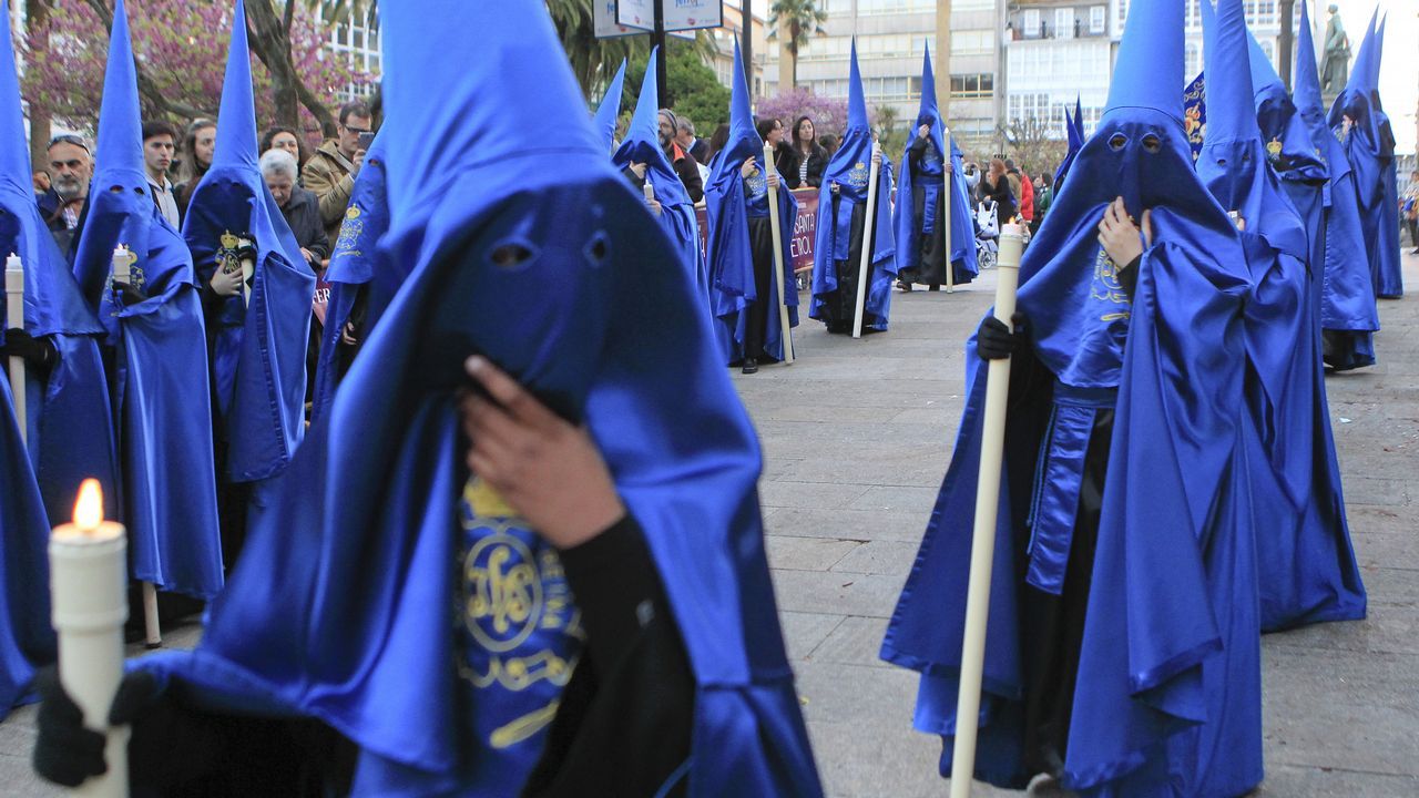 Lunes Santo | Procesión de Cristo Rey y la Virgen de la Amargura. Cofradía de Dolores