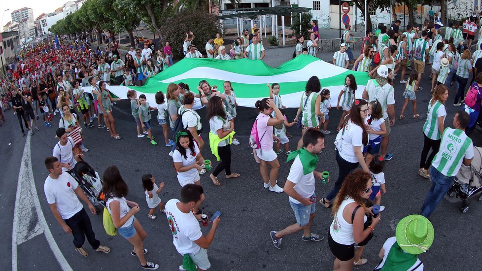 Desfile de peñas da Festa da Dorna 2016