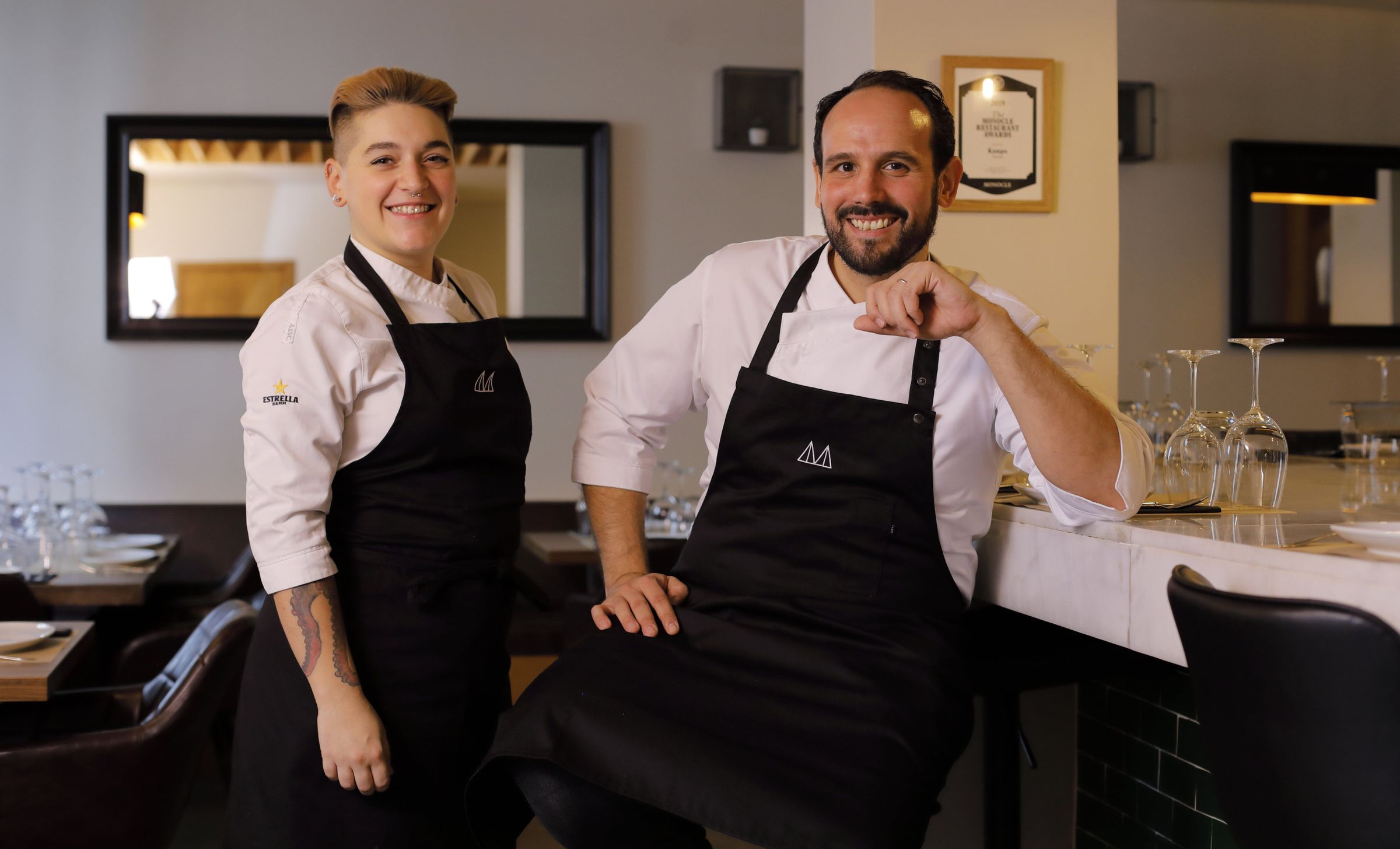 Los chefs invitados del mes de octubre a Kampo fueron Fran Agudo, de los restaurantes barceloneses Mont Bar (1 estrella Michelin) y Mediamanga. Le acompa�� su mano derecha, la chef Antonia Pagano