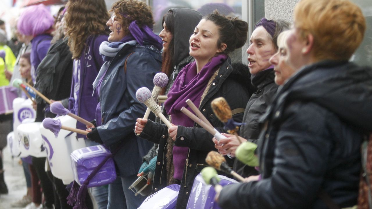 Los participantes en la concentración de Ferrol