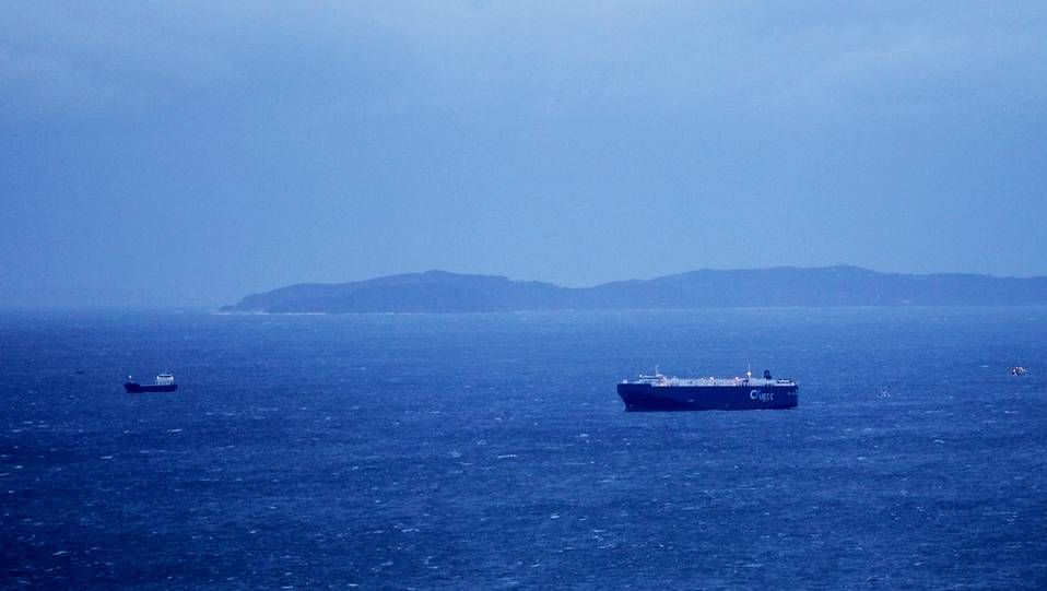 mercante.El mercante «Baltic Breeze», esta mañana tras la colisión de esta madrugada