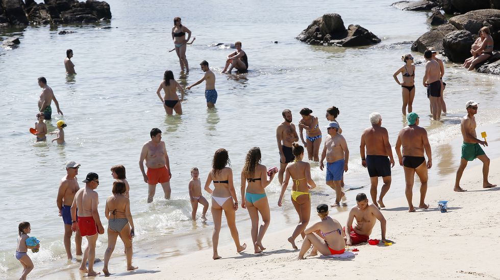 La playa de Samil, como en verano
