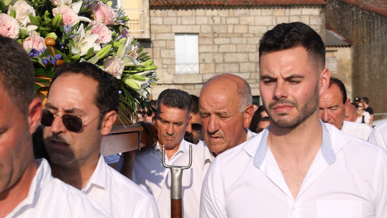 PROCESION MARITIMA DE LA VIRGEN DEL CARMEN DE RIANXO