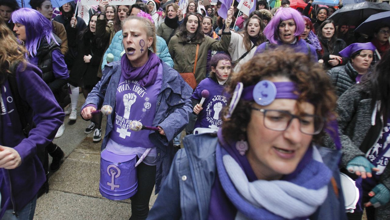 Los participantes en la concentración de Ferrol